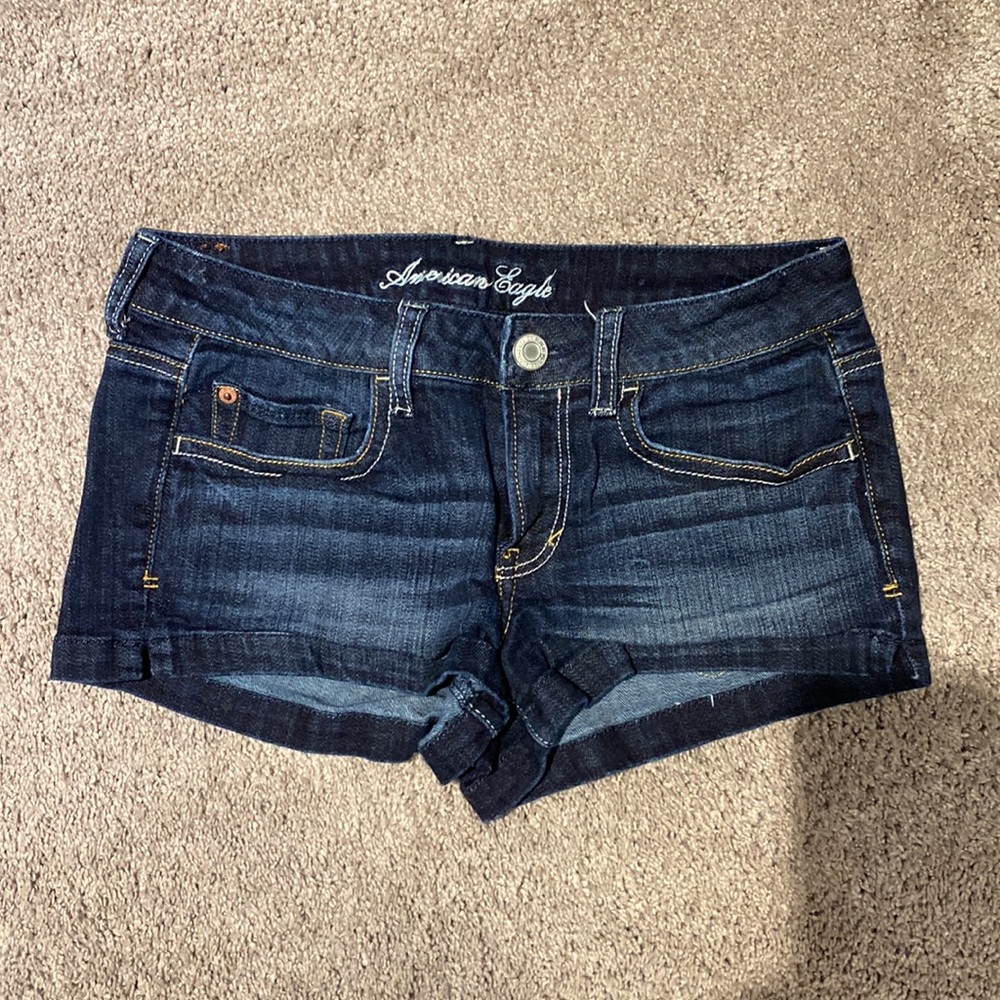American Eagle Women’s denim shorts